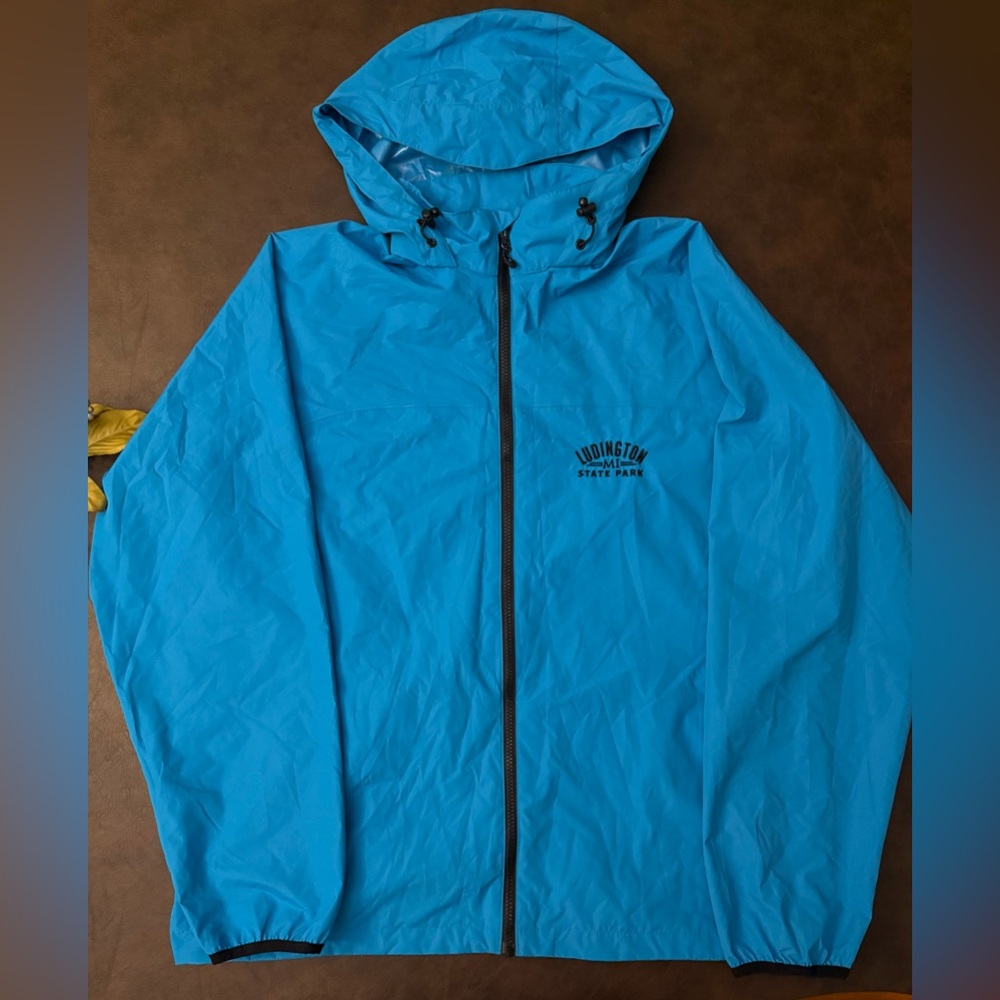 Ludington, Michigan State Park Blue Nylon Hooded Full Zip Jacket; Size XL